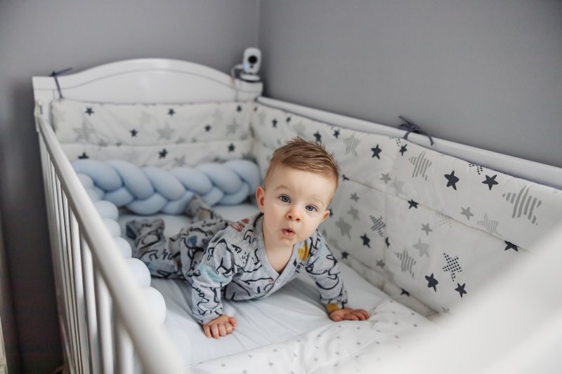 Jak stworzyć przestrzeń dla małego dziecka w kawalerce i w sypialni?